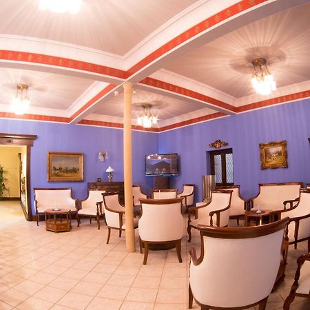 Schlosshotel Zum Markgrafen Кведлинбург Екстериор снимка