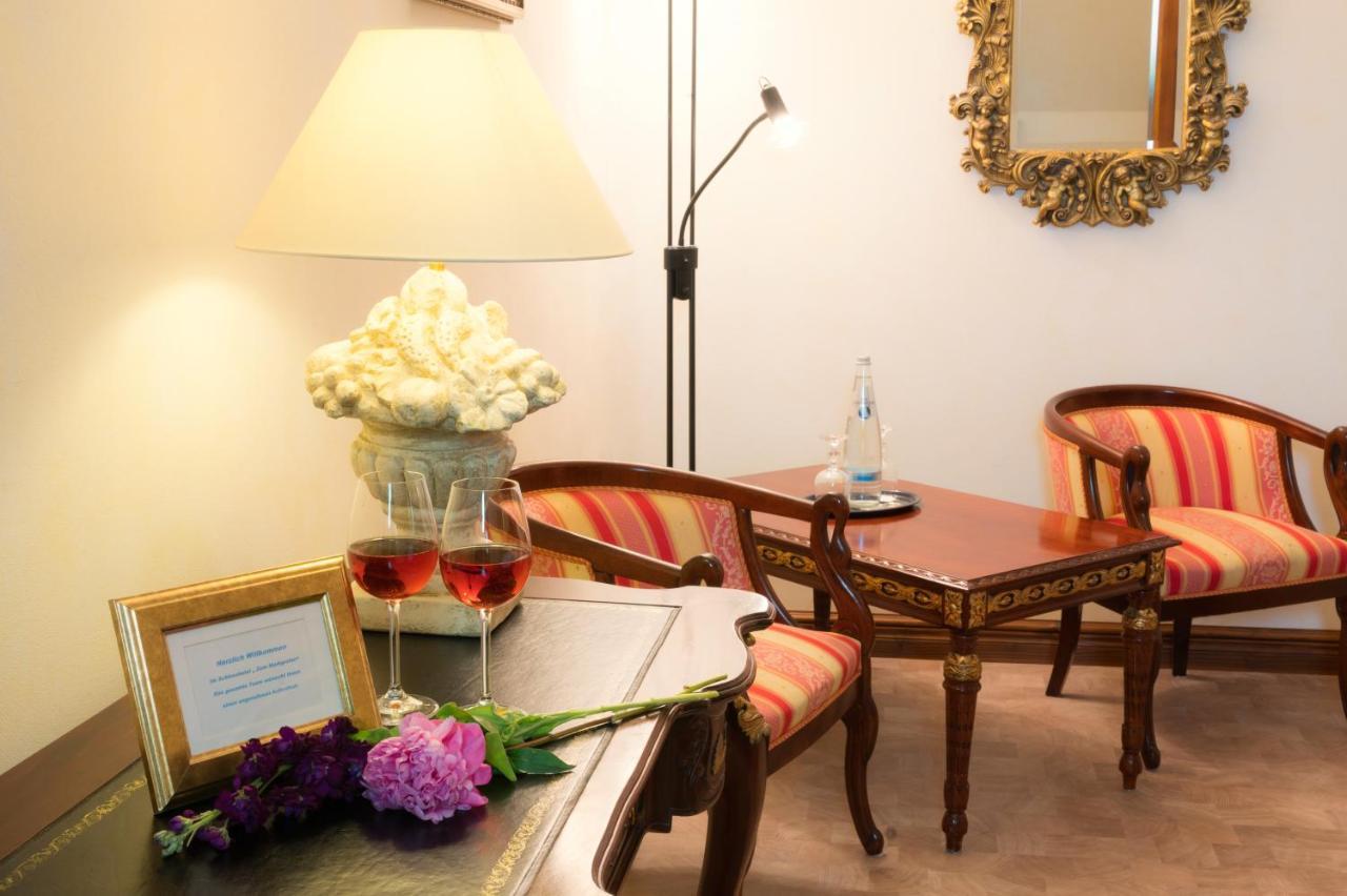Schlosshotel Zum Markgrafen Кведлинбург Екстериор снимка